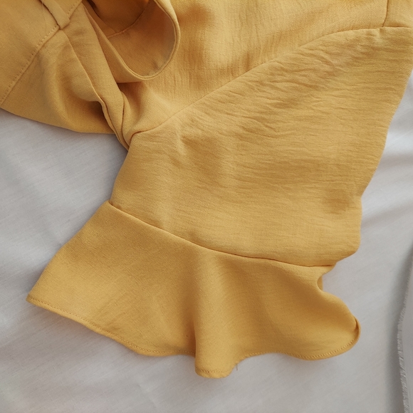 Lulus mustard top - Picture 7 of 9